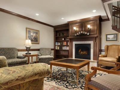 Hotel Country Inn & Suites by Radisson, St. Cloud East, MN - Bild 5