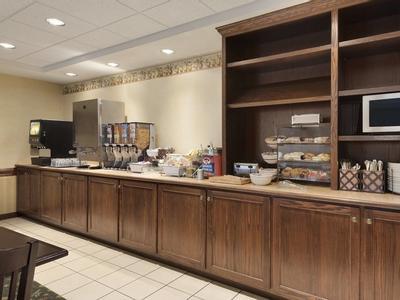Hotel Country Inn & Suites by Radisson, St. Cloud East, MN - Bild 2