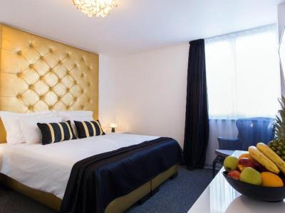 Hotel B Gold Luxury Rooms - Bild 4