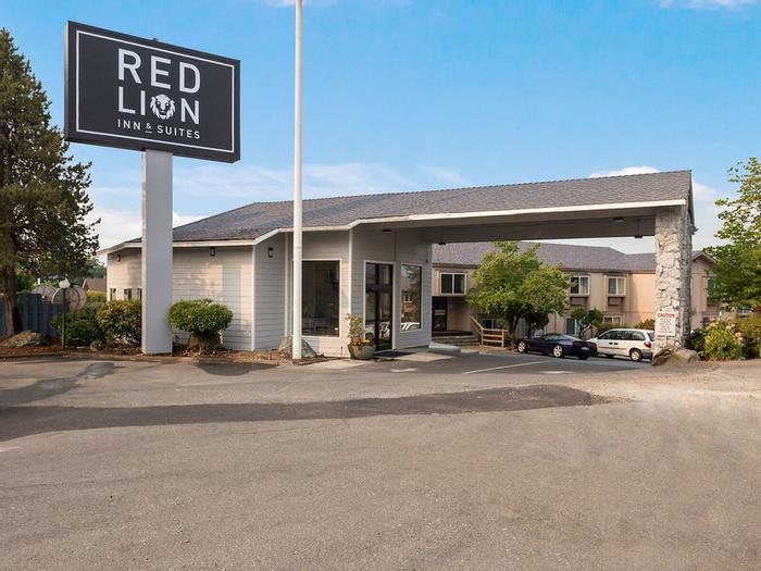 Hotel Red Lion Inn & Suites Grants Pass - Bild 1