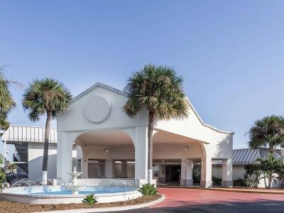 Hotel Days Inn by Wyndham St. Petersburg / Tampa Bay Area - Bild 2