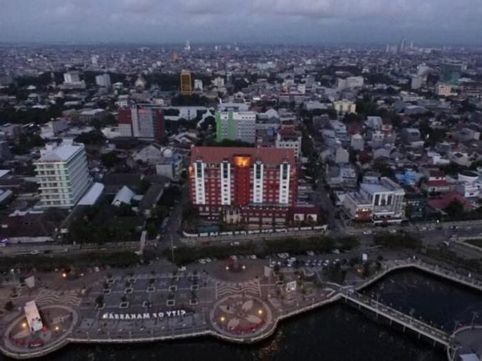 Hotel Imperial Aryaduta Makassar - Bild 1