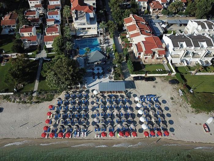 Naias Beach Hotel - Bild 1