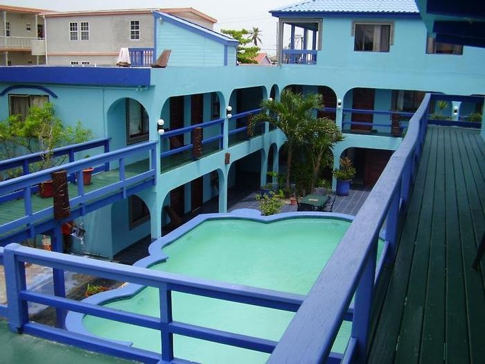 Hotel Coconuts Caribbean Resort - Bild 1