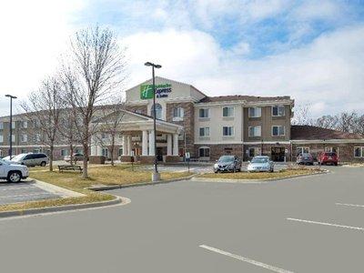 Holiday Inn Express & Suites West - Omaha