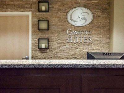 Comfort Suites Central / I-44