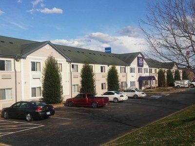 Home-Towne Suites of Clarksville