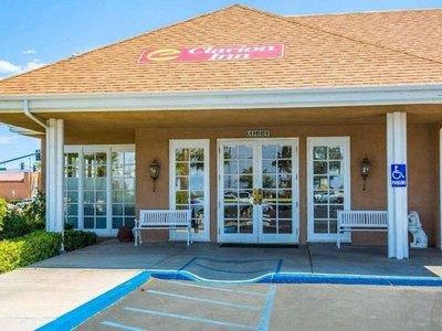 Clarion Inn & Suites Conference Center - Ridgecrest