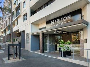 Meriton Serviced Apartments - Danks Street, Waterloo