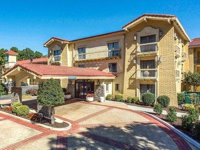 Quality Inn & Suites Airport - Charlotte