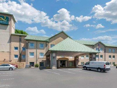 Quality Inn & Suites - Cincinnati