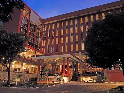 Merapi Merbabu Hotels Resort