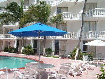 Maralisa Hotel and Beach Club