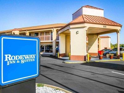 Rodeway Inn & Suites - Clarksville