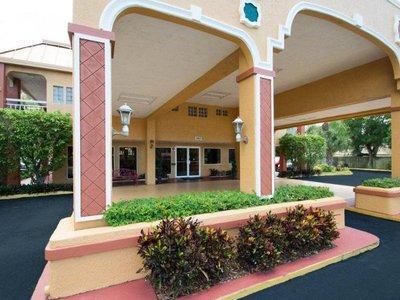 Quality Inn & Suites Airport - Sarasota