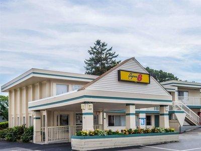 Super 8 West Yarmouth Hyannis/Cape Cod