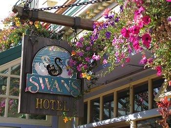 Swans Suites Hotel