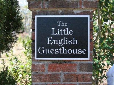 Little English Guesthouse Bed and Breakfast