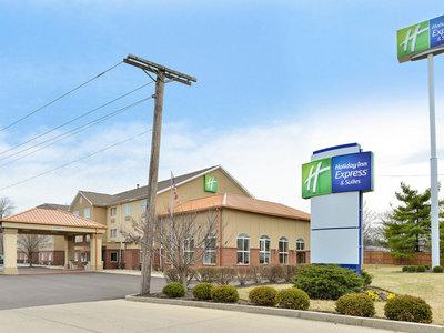 Holiday Inn Express & Suites Cincinnati-North / Sharonville