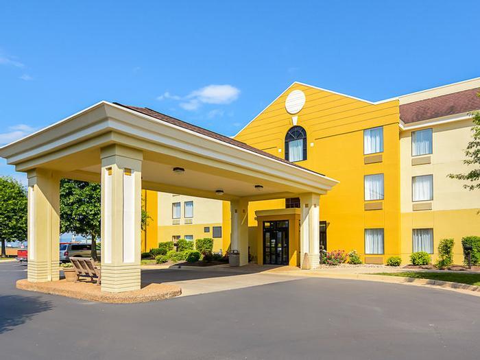 Hotel Comfort Inn Woodstock - Bild 1