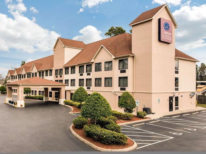 Hotel Comfort Suites Wilmington - Bild 1
