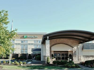 Hotel Holiday Inn Cincinnati - Riverfront - Bild 2