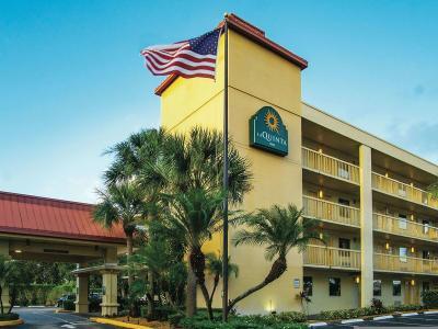Hotel La Quinta Inn by Wyndham West Palm Beach Florida Turnpike - Bild 4