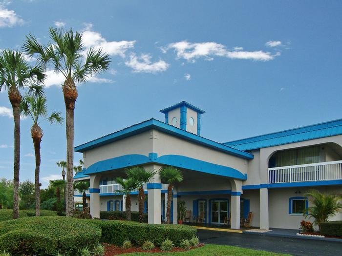 Hotel Vista Inn & Suites Tampa - Bild 1