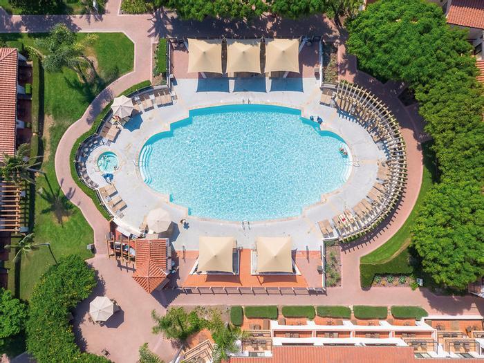 Hotel Hilton Santa Barbara Beachfront Resort - Bild 1