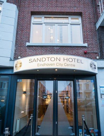 Hotel Sandton Eindhoven Centre - Bild 1