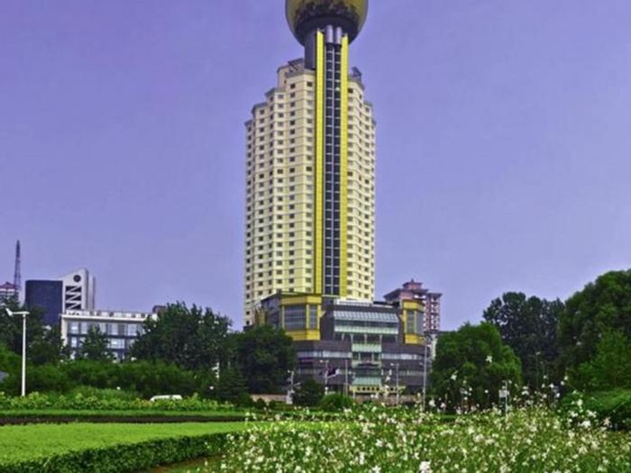 Hotel Howard Johnson by Wyndham Pearl Plaza Wuhan - Bild 1