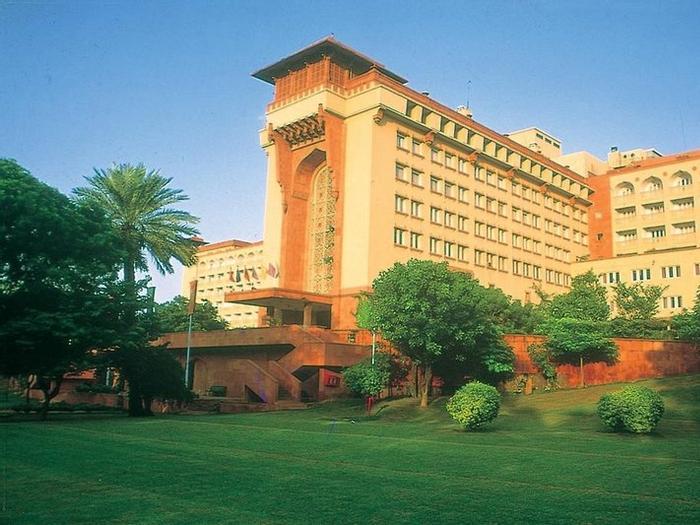 Hotel The Ashok - Bild 1
