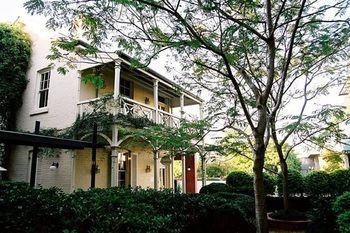 Hotel Ramada by Wyndham Brisbane Windsor - Bild 4