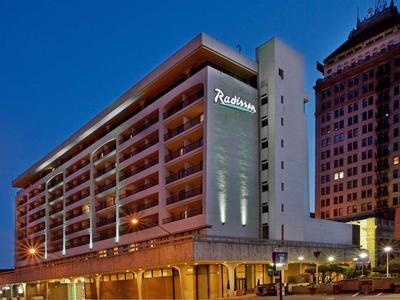 Radisson Hotel Fresno Conference Center - Bild 2