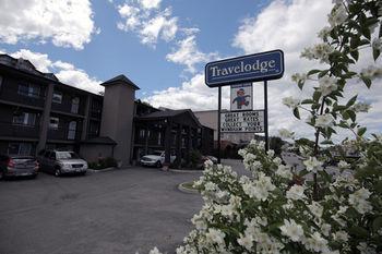 Hotel Travelodge by Wyndham Kamloops Mountview - Bild 1