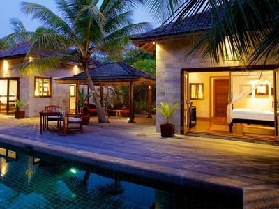 Kuredu Island Resort & Sangu Water Villas