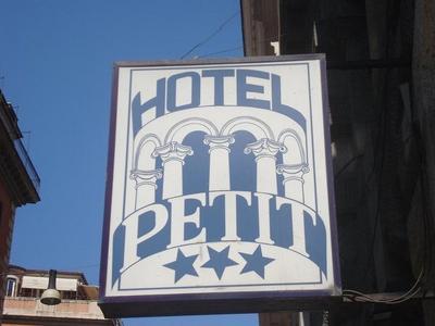 Hotel Le Petit - Bild 4