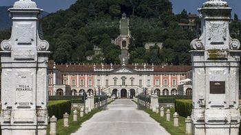 Hotel Villa Fenaroli Palace - Bild 2
