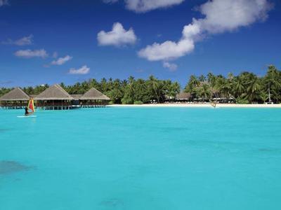 Hotel Medhufushi Island Resort - Bild 2