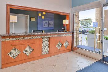 Holiday Inn Express Hotel & Suites Ventura Harbor - Bild 4