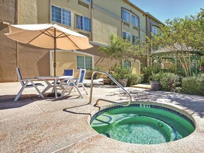 Hotel La Quinta Inn & Suites by Wyndham Brownsville North - Bild 4