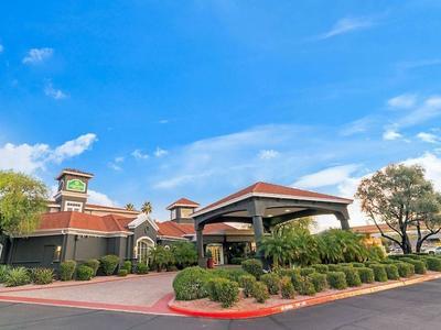 Hotel La Quinta Inn & Suites by Wyndham Phoenix Scottsdale - Bild 2