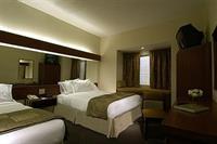 Hotel Red Roof Plus & Suites Savannah - I-95 - Bild 5