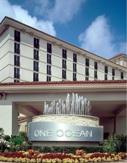 Hotel One Ocean Resort & Spa - Bild 1