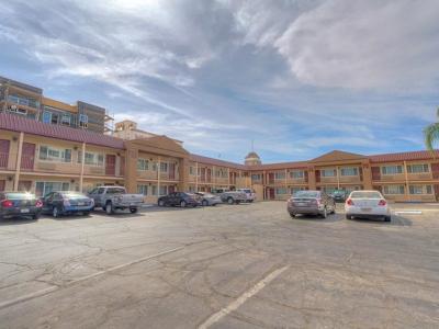 Hotel Travelodge by Wyndham Fresno Convention Center Area - Bild 4