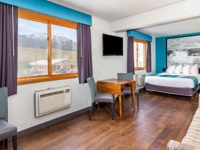 Hotel Super 8 by Wyndham Gardiner/Yellowstone Park Area - Bild 4