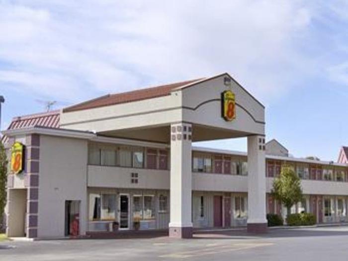 Hotel Super 8 by Wyndham Oklahoma/Frontier City - Bild 1