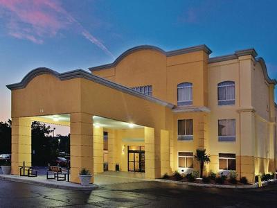 Hotel La Quinta Inn & Suites by Wyndham Florence - Bild 5