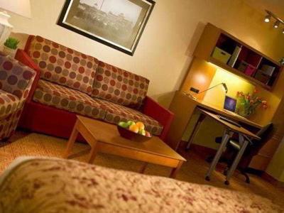 Hotel TownePlace Suites Detroit Livonia - Bild 3