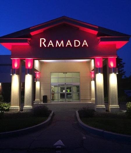 Ramada by Wyndham Lewiston Hotel & Conference Center - Bild 1